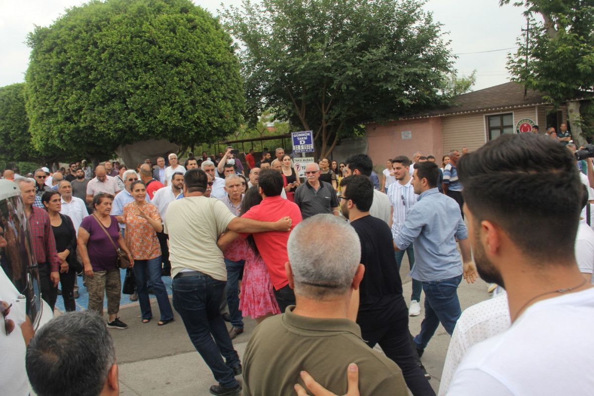 Adana da basın mensubu baba-oğula dayak atıldı #9
