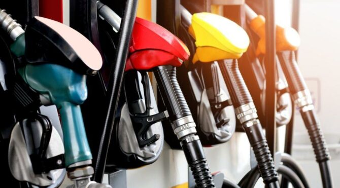 Benzin ve motorine vergi indirimi gelecek mi?