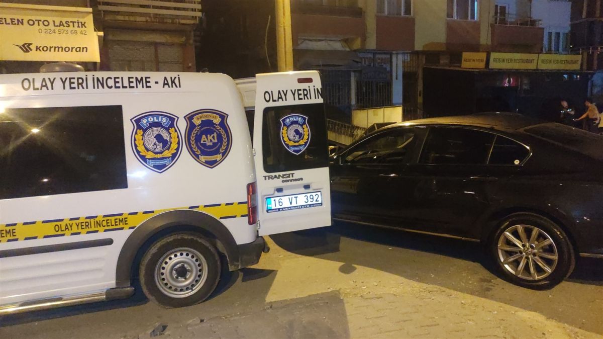 Bursa da eğlence merkezine tüfekle ateş açıldı: 1’i polis 6 yaralı #4