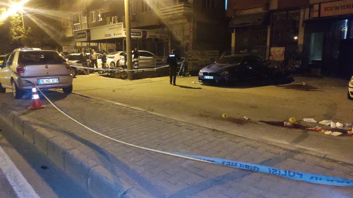 Bursa da eğlence merkezine tüfekle ateş açıldı: 1’i polis 6 yaralı #6