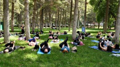 CHP'li başkandan 'yoga' yapanlara ziyaret