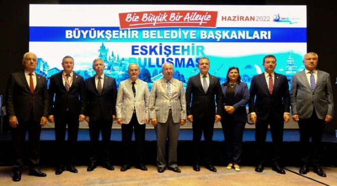 CHP'li başkanlar, Eskişehir'de bir araya geldi