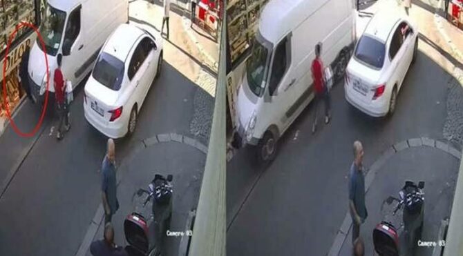 Fatih'te kaldırımdaki kadını minibüs ezdi