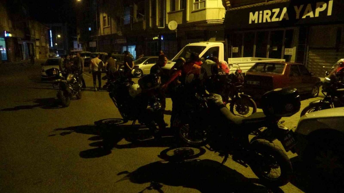 Malatya da husumetliler sokakta çatıştı: 1 yaralı 5 gözaltı #1