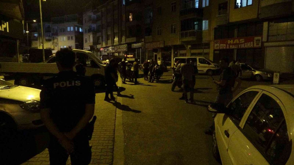 Malatya da husumetliler sokakta çatıştı: 1 yaralı 5 gözaltı #2