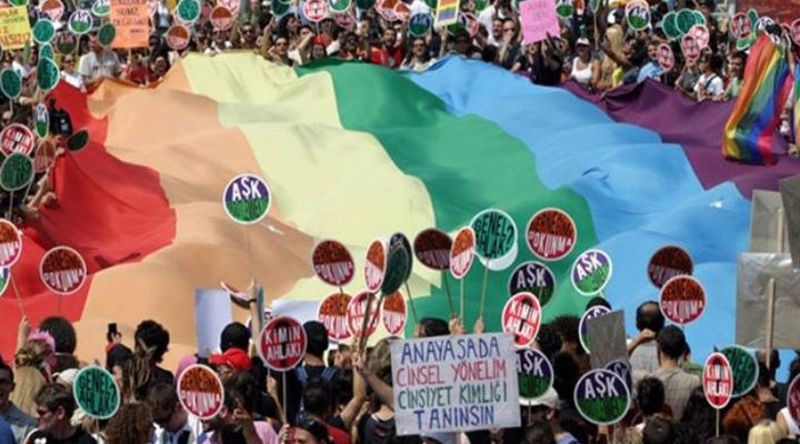 İki kaymakamlık, LGBTİ+ etkinliklerini yasakladı