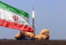 İran, uzaya roket fırlattığını duyurdu