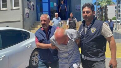 İzmir'de kan donduran olay: Eşini çocuklarının gözü önünde vurdu