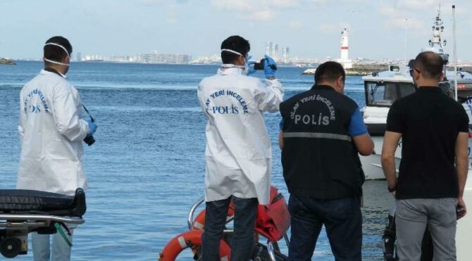 Kadıköy'de denizden çıkan cesette cinayet şüphesi