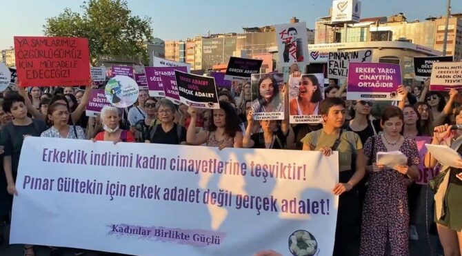 Kadınlardan Pınar Gültekin eylemi
