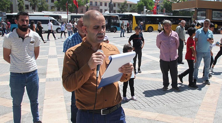 Malatya’da yırttaştan tek kişilik zam protestosu
