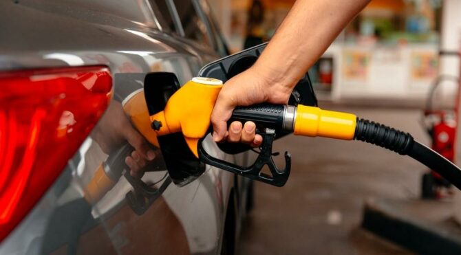 Petrol ve gaz şirketleri için ek vergi tasarısı