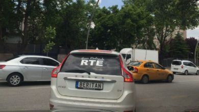 'Son padişah RTE' yazan araçla TBMM'de gezen sürücüye tepki