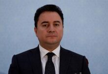 Ali Babacan’dan parmak boyası çıkışı