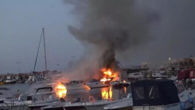 Avcılar Ambarlı sahilinde 7 tekne yandı