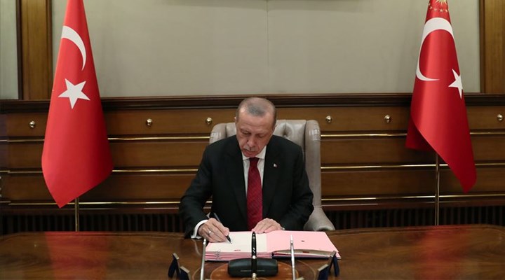 Cumhurbaşkanı Erdoğan, üç ismi görevden aldı