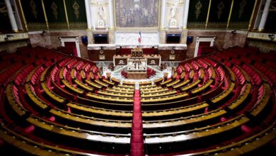 Fransız 102 parlamento üyesinden Türkiye’nin olası Suriye operasyonuna karşı bildiri