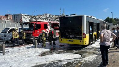 Haliç'te metrobüs yangını
