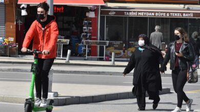 İzmir'de vaka sayılarında ciddi artış yaşanıyor