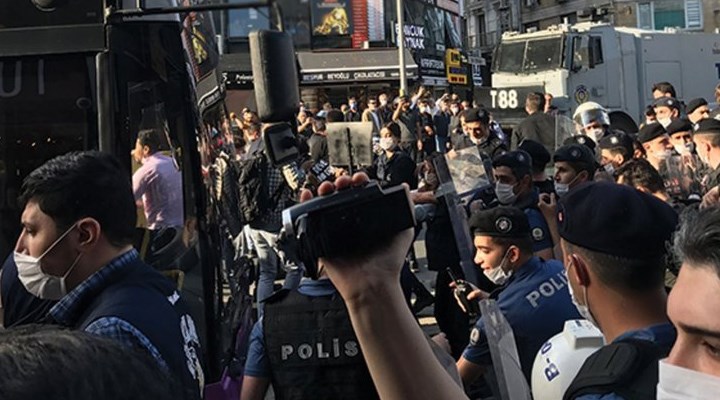 Kadıköy'de yapılan Suruç anmasında 106 gözaltı