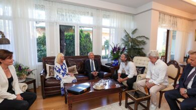 Kemal Kılıçdaroğlu'ndan Cüneyt Arkın'ın ailesine ziyaret