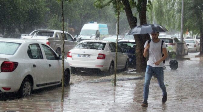 Meteoroloji'den 'yerel sağanaklar' uyarısı