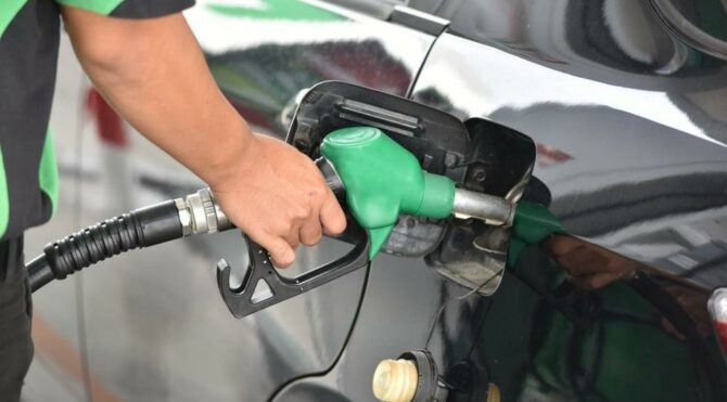 Petrol fiyatları kritik eşikte