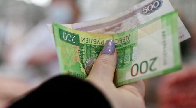Rusya'da enflasyon sürprizi: Savaşın ardından ilk