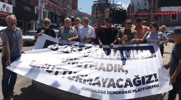 Sivas Katliamı'nda hayatını kaybedenler Zonguldak'ta anıldı