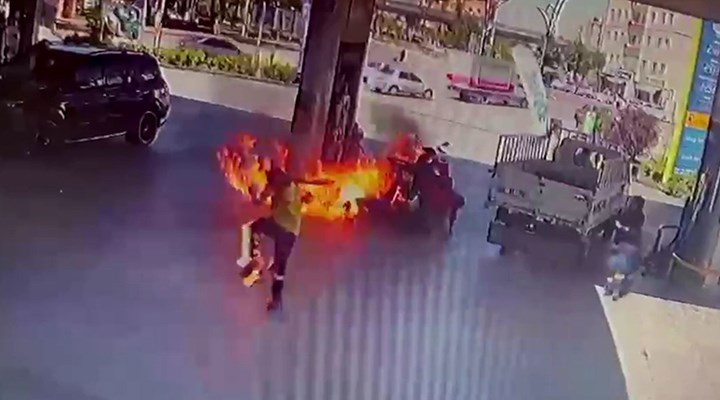 Aksaray'da benzinlikte çakmak çakan adam alevler içerisinde kaldı