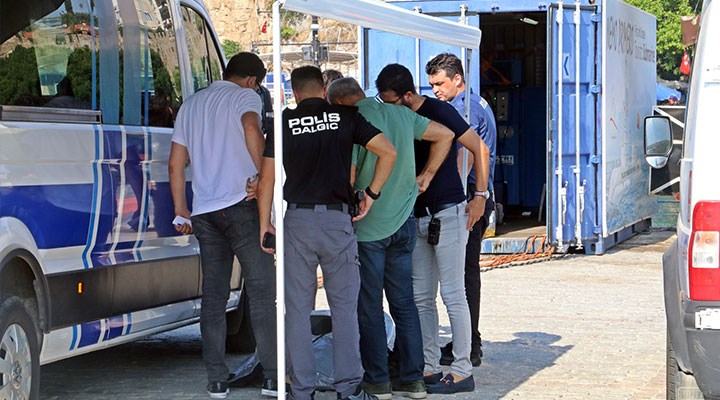 Antalya'da bir erkek cesedi bulundu
