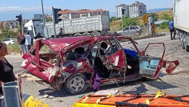 Bursa'da TIR ile otomobil çarpıştı: 1 ölü, 3 yaralı