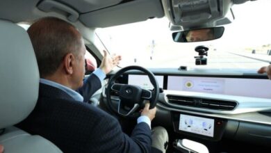 Cumhurbaşkanı Erdoğan TOGG'un direksiyonuna geçti
