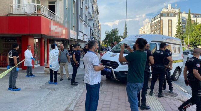 Kavga ihbarına giden 2 polis silahla yaralandı