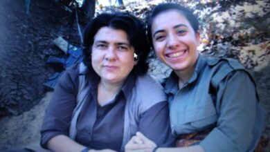 PKK'lılarla silahlı fotoğrafı çıkan avukatın cezası onandı